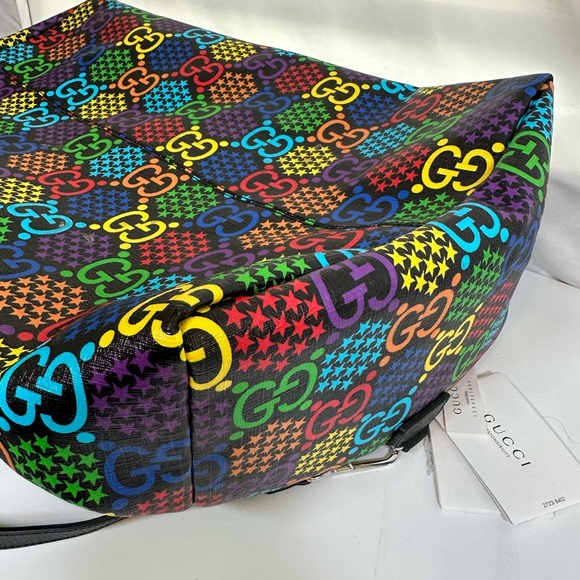 Gucci Psychedelic GG Supreme Travel Bag - Picture 9 of 16